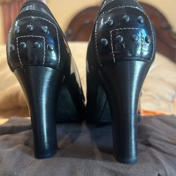 Tod’s heels in excellent condition, had the fir a while but never worn.